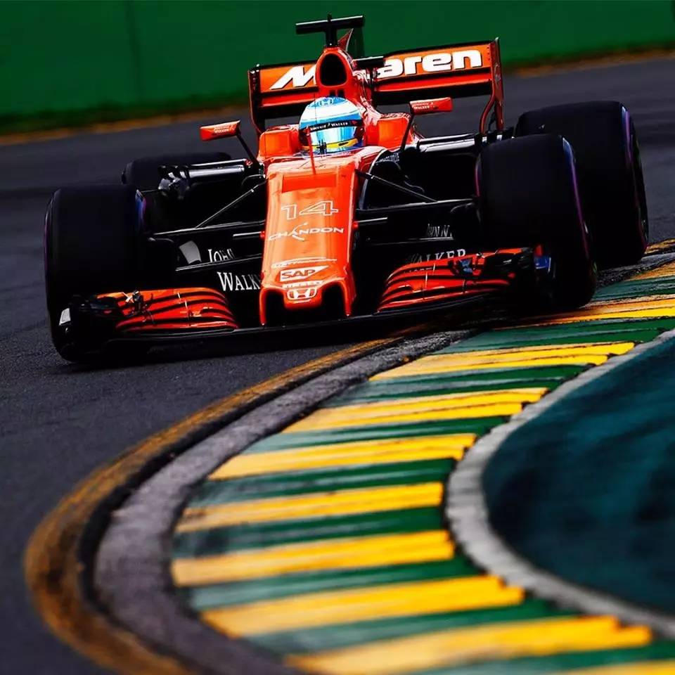 开云体育app-雷诺车队绝杀迈凯伦，阿隆索点燃赛场