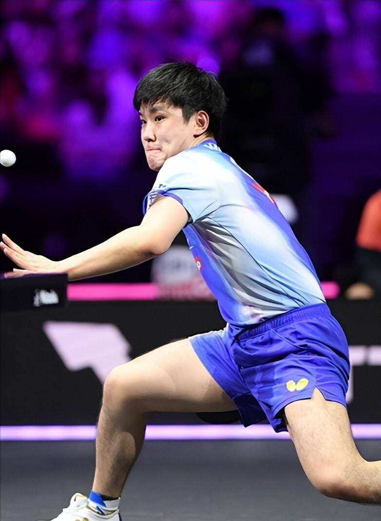 日本队完胜韩国队，张本智和高光表现